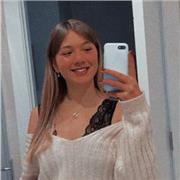 Profesora de matemáticas ESO
Simpática, aplicada y responsable